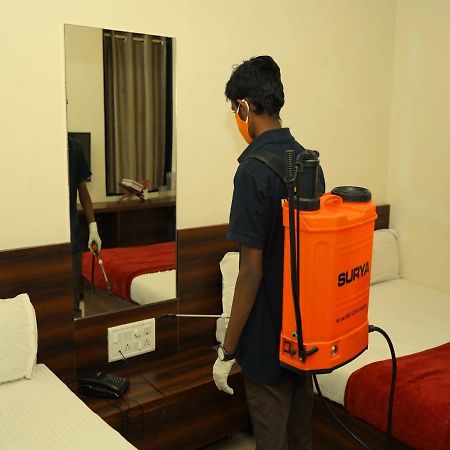 Hotel Disha Palace Shirdi Extérieur photo