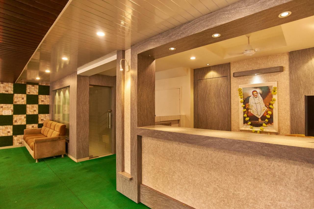 Hotel Disha Palace Shirdi Extérieur photo